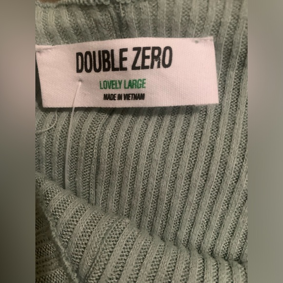 Turtleneck - Picture 4 of 5